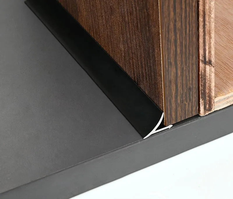 1. aluminium skirting profile